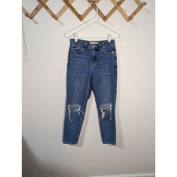 TopShop Mom Jeans Distressed Knees Blue Denim Jeans - Size W26 L28 Petite - Picture 1 of 7